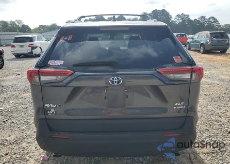 2023 Toyota Rav4 Xle z USA, uszkodzony, nr VIN 4T3RWRFV2PU098399